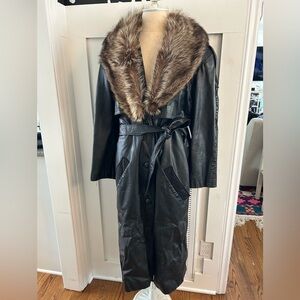 Vintage Martani Black Leather Fur collar Trench coat